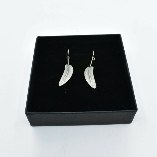 Boucles d'oreilles plumes en titane | EMPREINTES Paris - EMPREINTES Paris