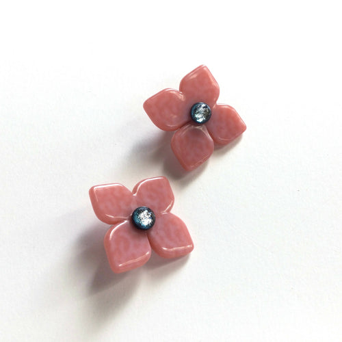 Boucles d'oreilles clips Clématite rose pâle | EMPREINTES Paris - EMPREINTES Paris