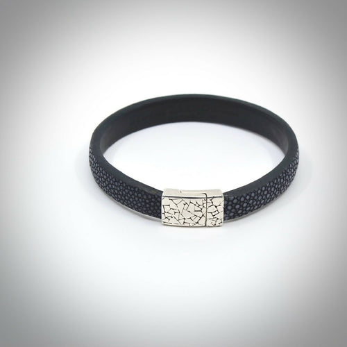 cmtBeNzYfl | EMPREINTES Paris - EMPREINTES Paris